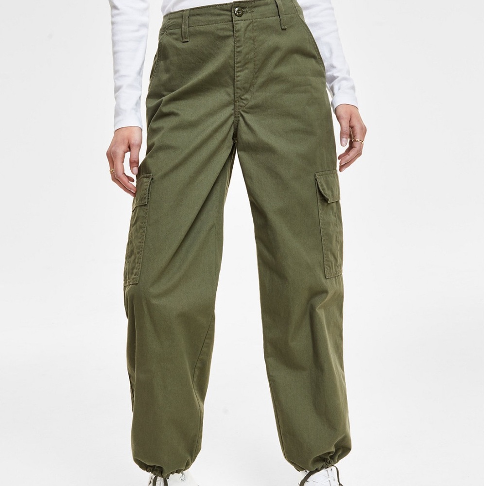 New without tags Levi’s ‘94 BAGGY CARGO PANTS sz 27x30 in Olive - Picture 2 of 5